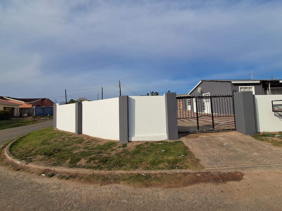 To Let 3 Bedroom Property for Rent in Northcrest Eastern Cape